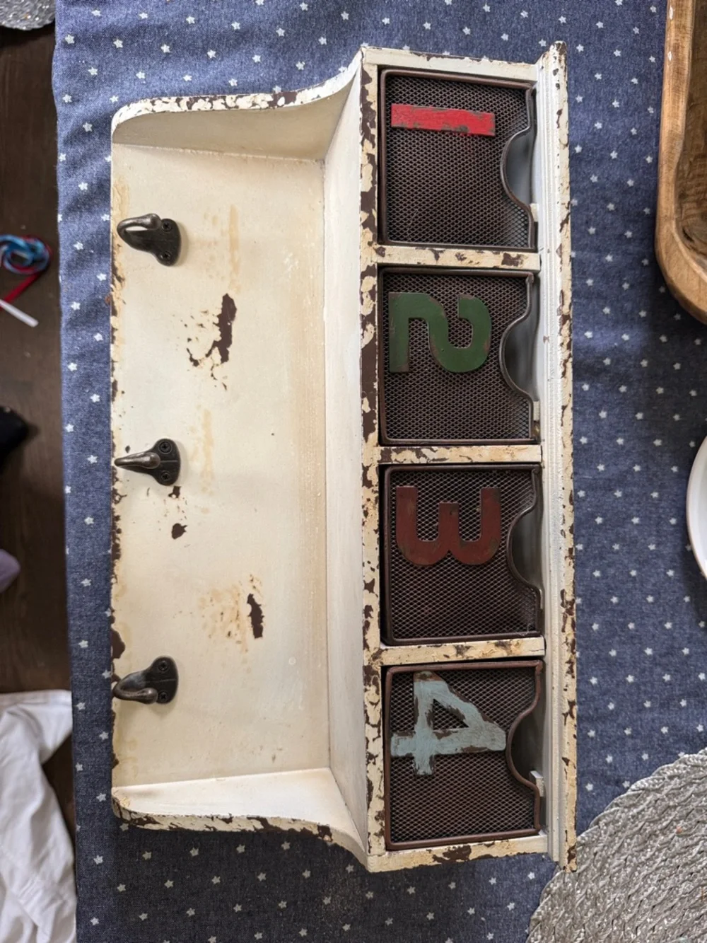 Rustic hanging shelf - Picture 2 of 7